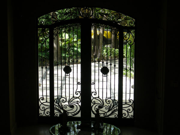 filter_Front Door