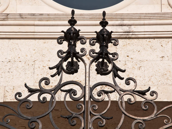 filter_Metal Gate Accents