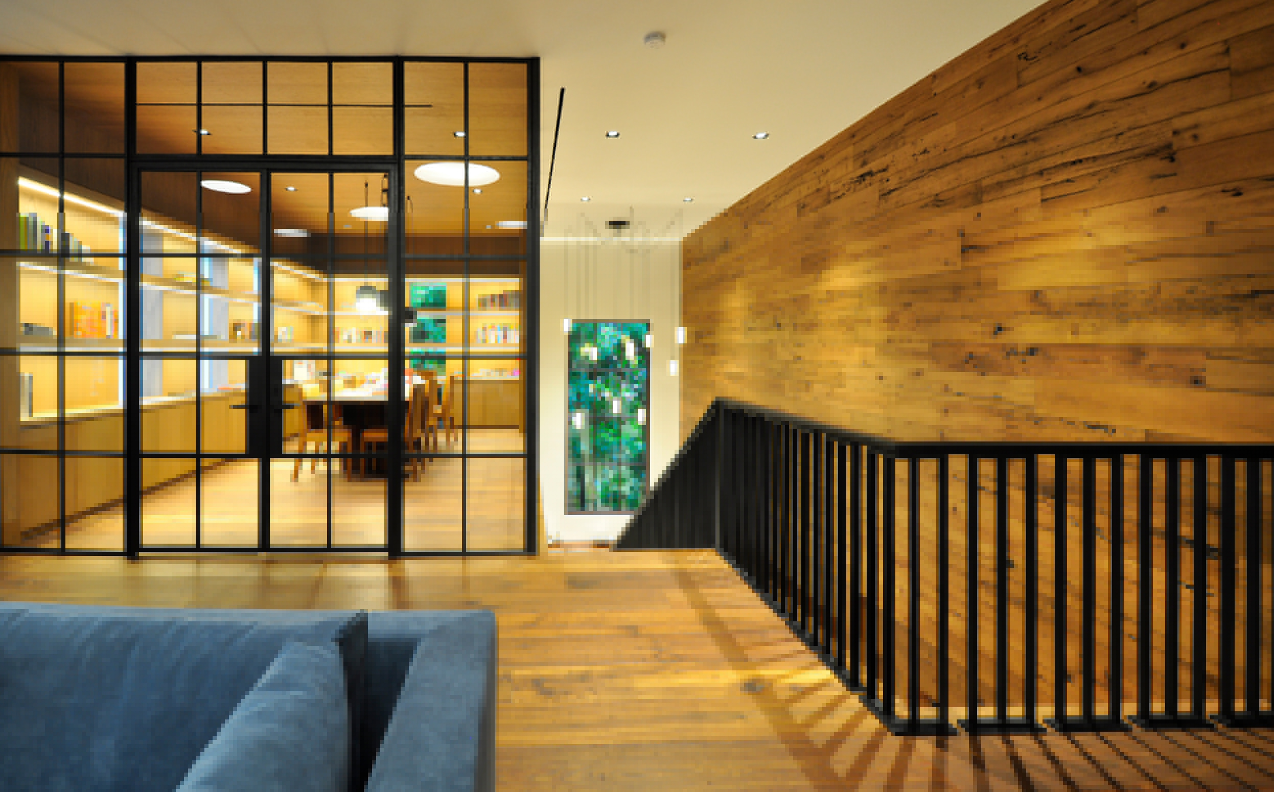 BOLD CONTRASTS SPACES WITH PERSONALITY 1 - Belt Atelier